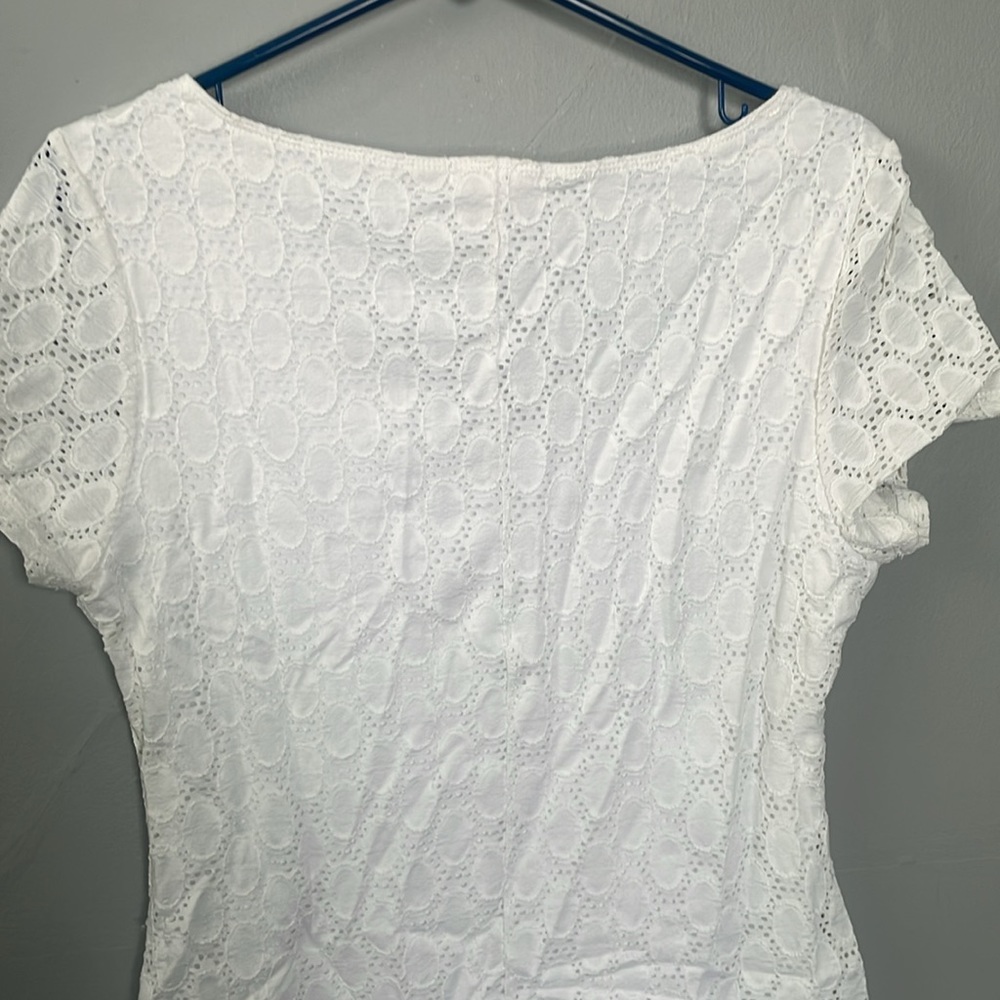 Isaac Mizrahi Large white eyelet round neckline mini bodycon dress romance - Picture 6 of 8
